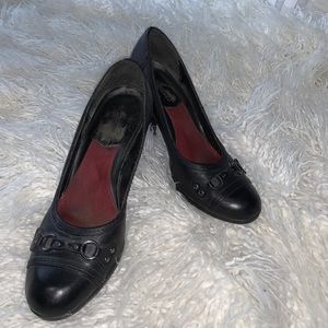 Black Leather Aerosoles Heels
